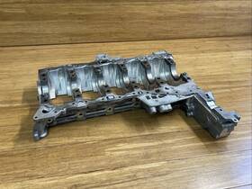 07l103032 Audi Oem 2018 - 2023 R8 5.2l V10 Engine Motor Crankshaft Housing 18k Miles