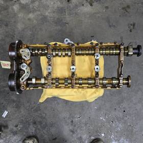 12640058 Chevrolet 13-16 Chevy Malibu 2.5 Camshaft Housing Intake Exhaust