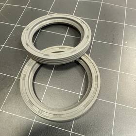 81sm6k292 Ford Oem Crankshaft Oil Seal # National 3874 Made In