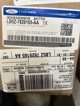 Lb5z-7829165-aa Ford New 2005-2009 Mustang Lh Driver Side Door Moulding Oem