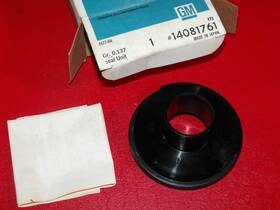 14081761 Gm Nos 82-84 Chevy Buick Oldsmobile Pontiac Crankshaft Rear Oil Seal /