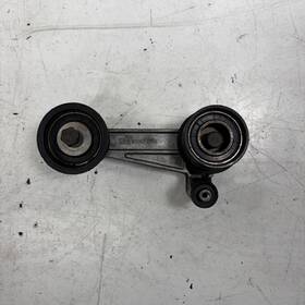 8904117630 Isuzu 98 Rodeo Amigo 2.2 Idler Pulley And Bracket X22se Oem