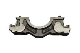 8w936325bb Jaguar 09-15 Xj Xf Engine Cap Main Crankshaft Holder Bracket Bearing Oem