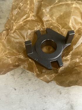 Eac7081 Jaguar Power Steering Pump Component /11.44