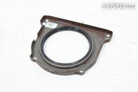 13178010742 Mercedes-benz 2014-2023 Cla250 M270 2.0l Engine Crankcase Rear Main Seal Cover Oem
