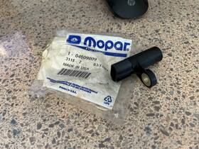 04609009 Mopar Crankshaft Position Sensor For Dodge Plymouth Chrysler