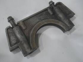 1947557 Mopar Dodge Plymouth Crankshaft Rear Bearing Oil Seal Retainer# Good Used Oem