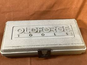 2514 Old Forge Harmonic Balancer Installer With Eight Adapters