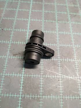 11617836553 Original Factory Genuine Crankcase Vent Crank Air Non Return Hose Valve S65 S85 Engine Oem Bmw E60 E93