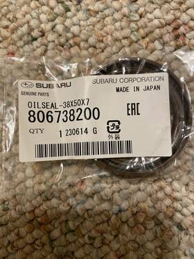 806738200 Subaru Oem 2001-2019 Legacy Outback Tribeca Front H6 Engine Crankshaft Seal