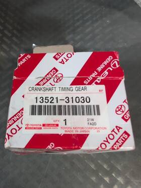 13521-31030 Toyota Genuine Oem Crankshaft Timing Gear #54