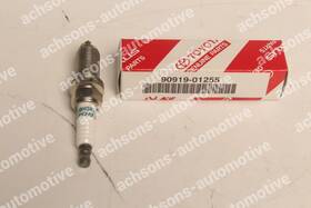 90919-01255 Toyota Genuine Oem Plug Spark 9091901255 New